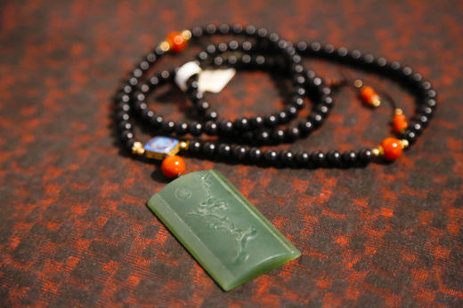 「小叶紫檀」碧玉梅花牌圆珠手串 6*6mm 商品图3