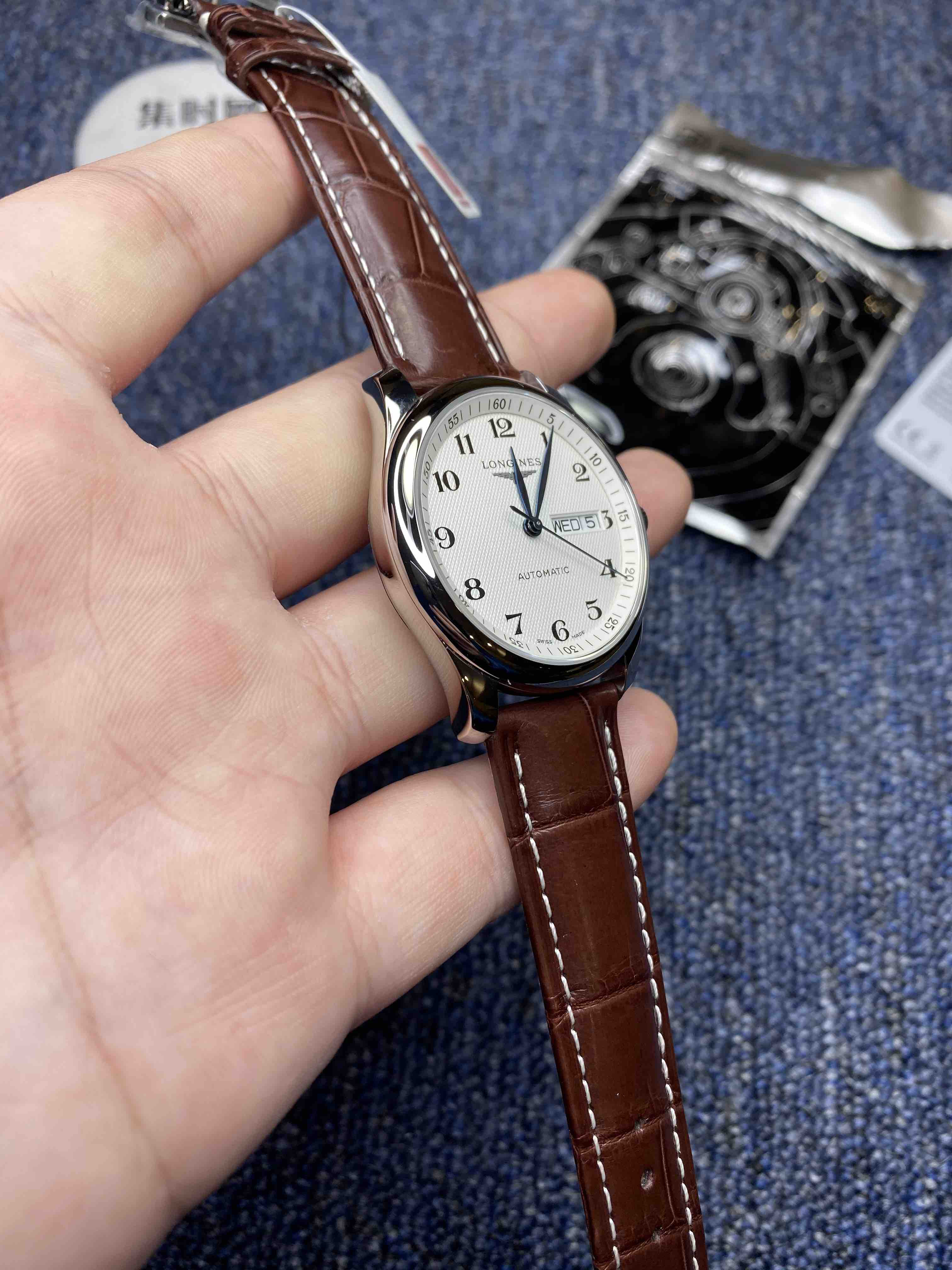 775 搭载和正品一致的原装瑞士eta2836-2