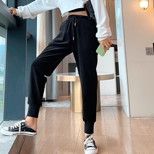 QB-C081   550克云朵卫裤冬季女装加绒加厚云朵水貂绒束口休闲运动卫裤 商品图2