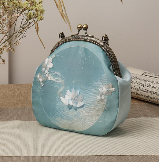 上海旗袍厂TL-05125188新款旗袍包包手工刺绣桑蚕丝绣花民族复古风中式外出礼服 商品图6