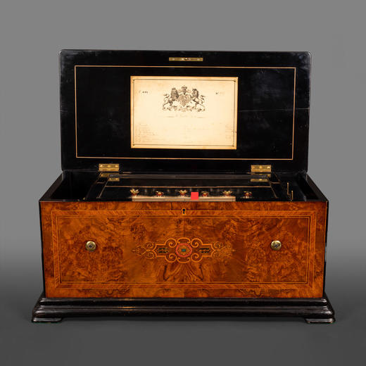 独角鹿西洋古董瑞士F.Conchon细木镶嵌外箱珐琅铃铛滚轴式音乐盒 商品图0