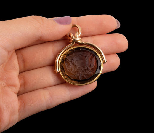 独角鹿西洋古董珠宝俄罗斯14K金镶双头鹰盾徽雕刻烟晶石印章吊坠 商品图1