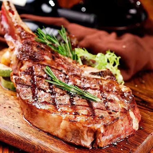 花间肥 【2-4片厚切 1.6斤-3.2斤装】澳洲安格斯谷饲短战斧牛排  原肉原切 肉质鲜嫩  鲜香味美 可煎可烤 商品图3