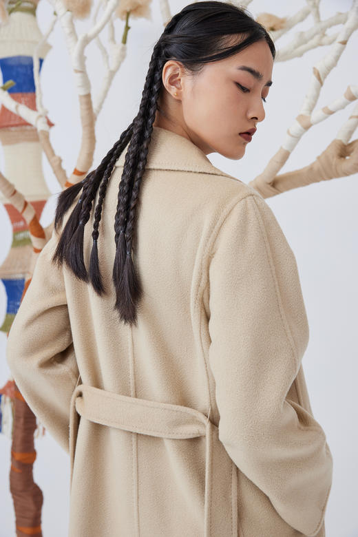  秋冬女装长款直筒水波纹环保羊绒呢大衣 SJF18W785B 商品图4