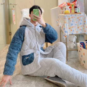 【服饰鞋包】秋冬季三层加厚珊瑚绒夹棉连帽家居服