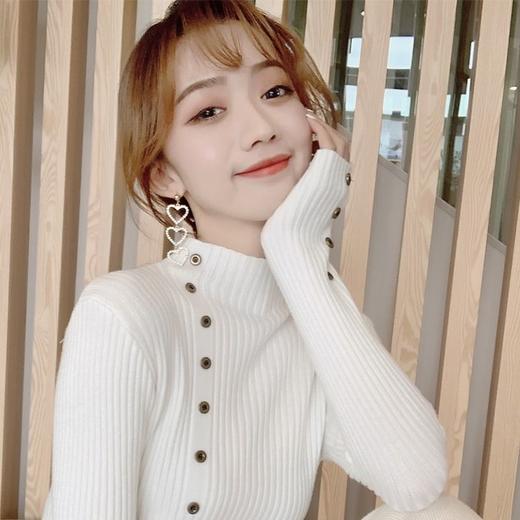 【柔软亲肤】纽扣半高领毛衣女打底衫秋冬韩版套头修身针织衫上衣 商品图8