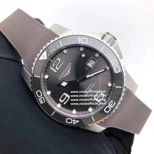 ZF性价比 ——浪琴康卡斯水中 ，荣耀降临。劈波斩浪，勇往直前。ZF出品，必属精品。【表壳】腕表尺寸40毫米，大号为43毫米 商品图14