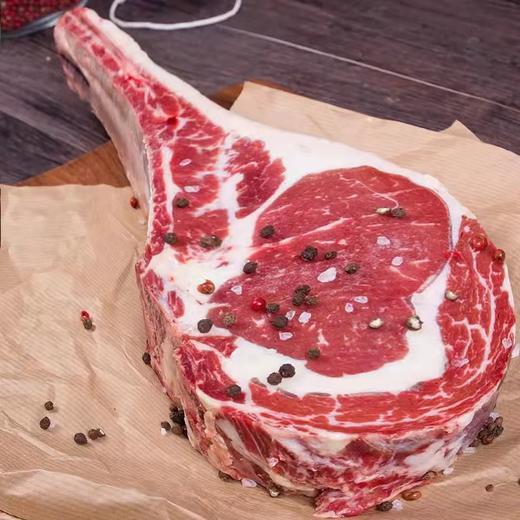 花间肥 【2-4片厚切 1.6斤-3.2斤装】澳洲安格斯谷饲短战斧牛排  原肉原切 肉质鲜嫩  鲜香味美 可煎可烤 商品图1