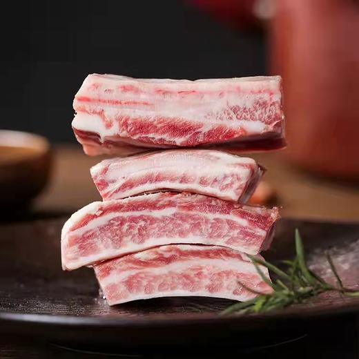 花间肥【2-4包 1.2-2.4斤装】西班牙伊比利亚黑猪雪花肋排600克-1200克 骨肉相间 山林果香 肥而不腻 煎烤焖炖 商品图2