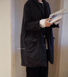 Au garcons炭黑外套