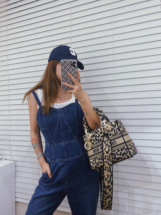 豹纹刺绣戴妃包 商品图0