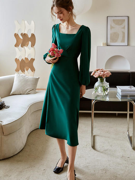 欧芮儿连衣裙女新款2021收腰显瘦法式泡泡袖宫廷风大方领裙子 商品图1