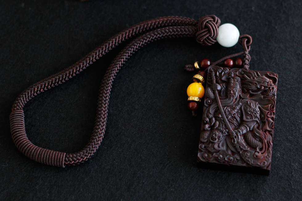 「小叶紫檀」关公挂牌