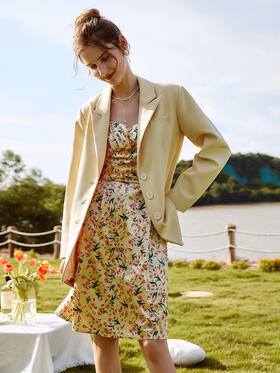 欧芮儿西装外套女2021新款宽松时尚休闲设计感小众时尚外套