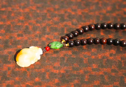 「小叶紫檀」碧玉云扣玛瑙貔貅吊坠手链 8mm 商品图4