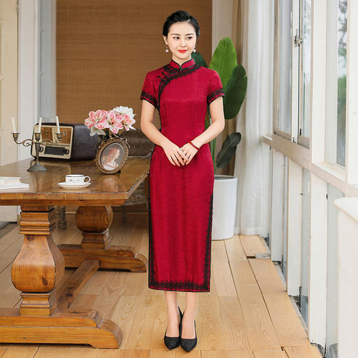 上海旗袍厂TZRY-202102复古典雅品质款妈妈宴会礼服  气质大方优雅修身显瘦旗袍 商品图0
