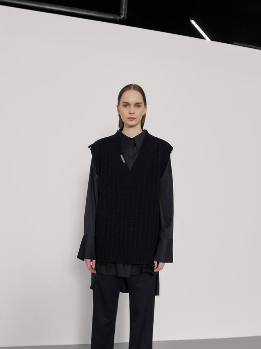 深V领针织马甲 商品图2