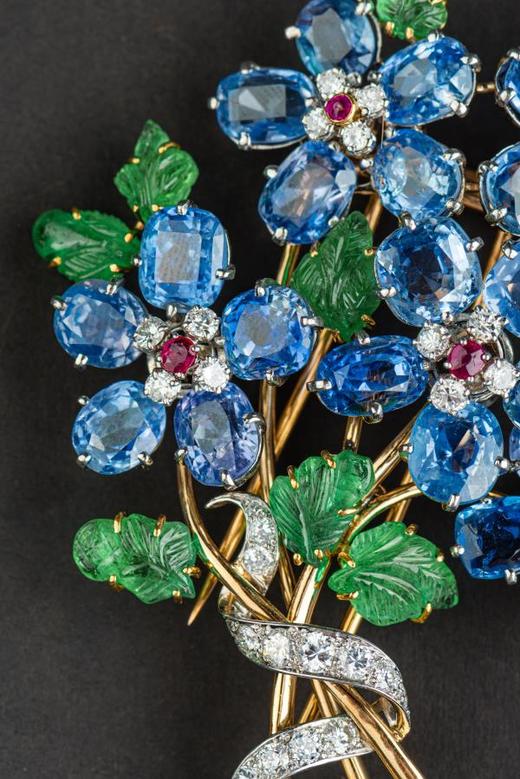 独角鹿西洋古董珠宝欧洲镶嵌蓝宝石钻石祖母绿红宝石花束造型胸针 商品图2