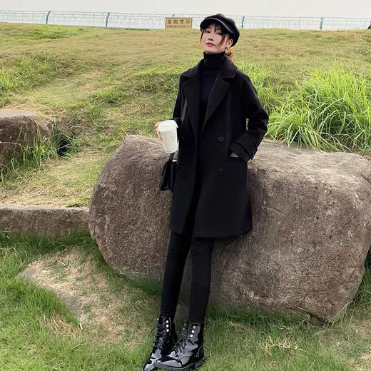 【时尚简约】黑色毛呢外套女中长款秋冬流行韩版宽松赫本风呢子大衣厚上衣 商品图7