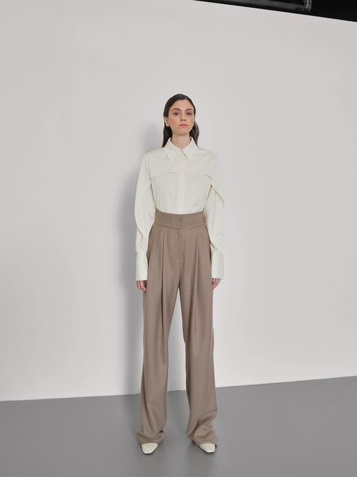 溢边袖浮水衬衫 商品图1