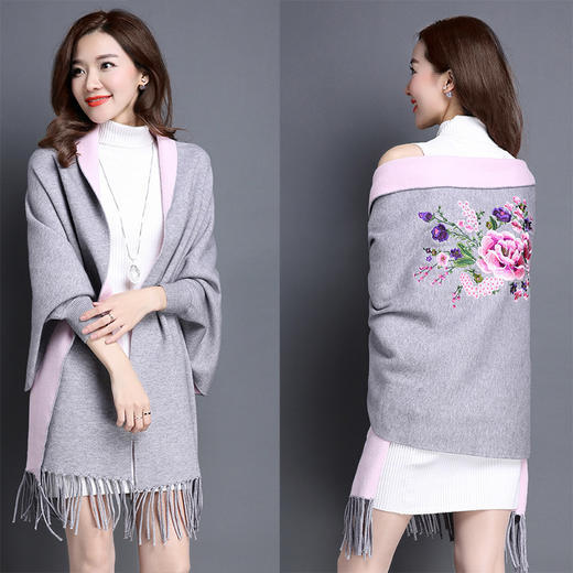 TZW-双面可穿宽松流苏斗篷披风牡丹花披肩 商品图3