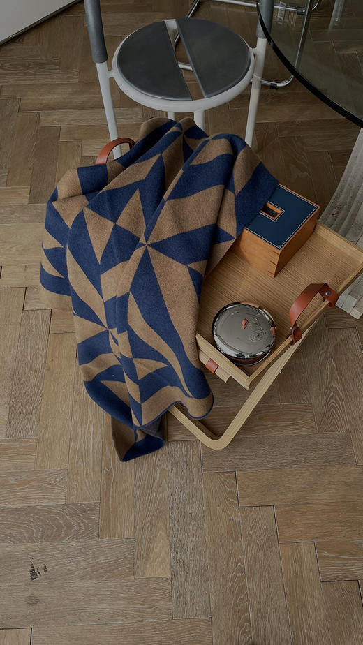 HIDEMI几何设计感印花披肩/毛毯 商品图4