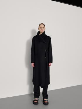 羊绒大翻领系腰带大衣