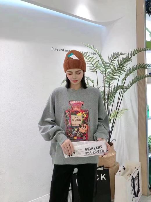 女香水瓶米奇卫衣1041 商品图1