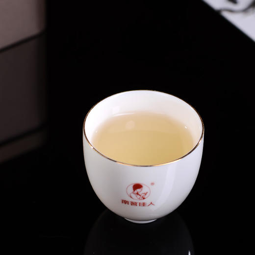 [8折]2025《景迈》古树春茶 生茶散茶 50克*1盒 商品图2