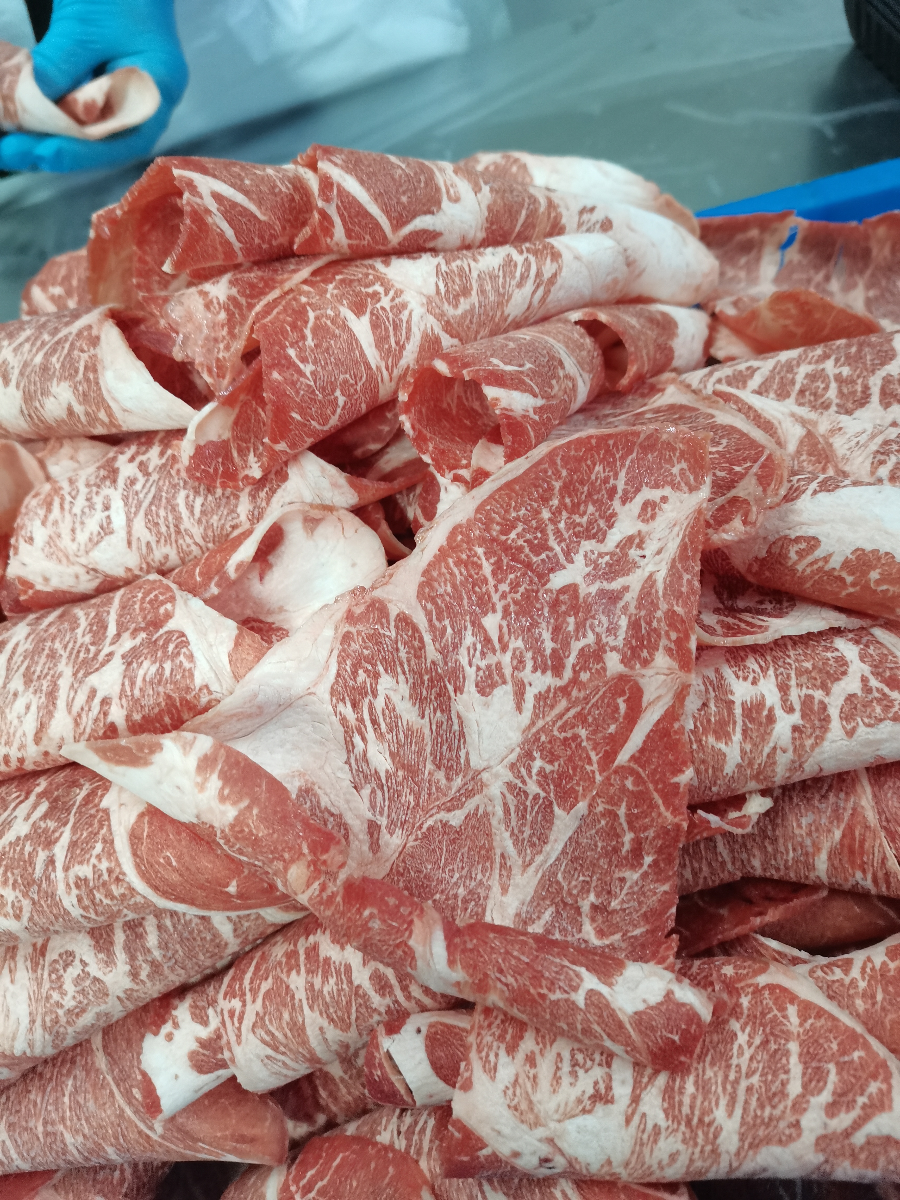 会员日买5送2,到手7盒肥牛卷,可升级一盒黑安格斯谷饲肥牛