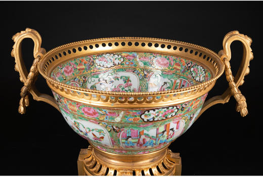 独角鹿西洋古董铜鎏金双耳底座嵌传统园邸人物中国广彩瓷潘趣酒碗 商品图3