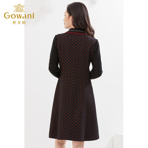 乔万尼秋冬新款绵羊毛连衣裙收腰V领显瘦EI4E649 商品图4