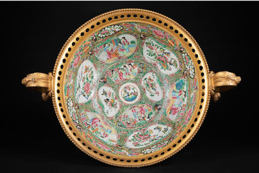 独角鹿西洋古董铜鎏金双耳底座嵌传统园邸人物中国广彩瓷潘趣酒碗 商品图4