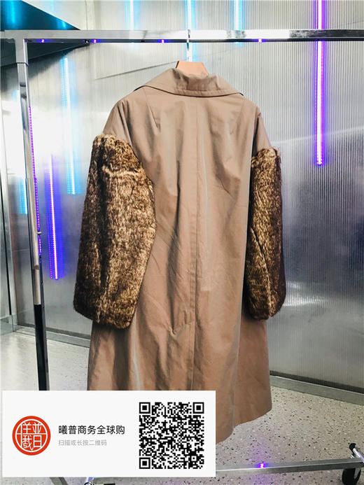 高级裁剪时装 幻彩防风料大衣 商品图1