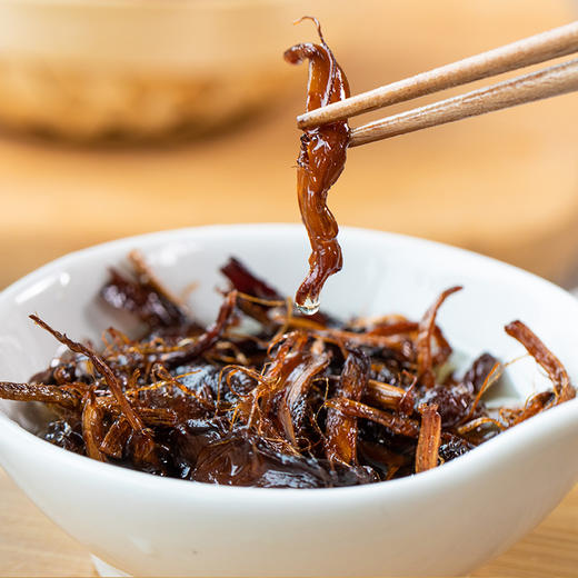 野生油鸡枞厨房特别定制肉质肥美无杂菌低温菜籽油煨炸有嚼劲不韧口