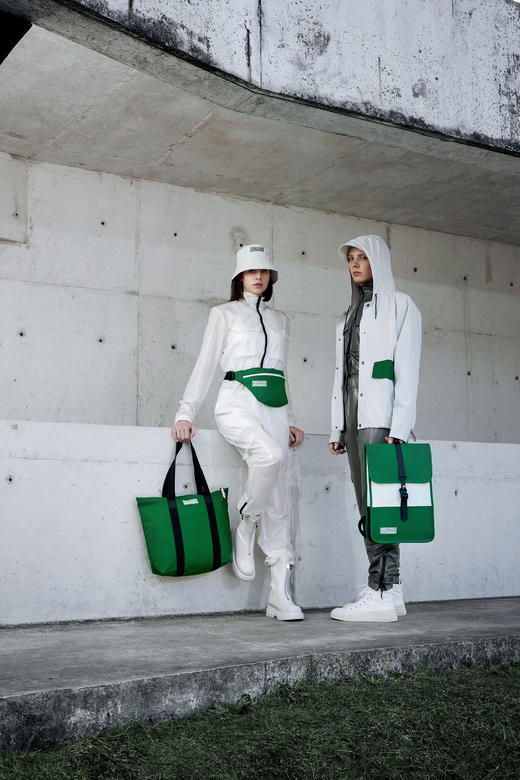 嘉士伯 x Rains联名 托特包 TOTE BAG RUSH 商品图3