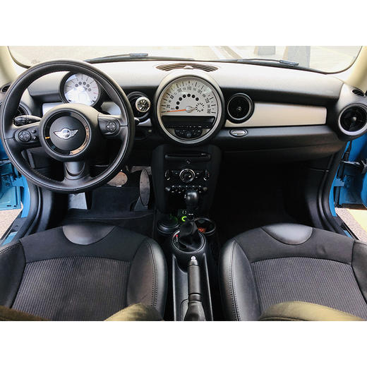 MINI CLUBMAN 1.6L COOPER Bood Street 【月租-深圳】 商品图7
