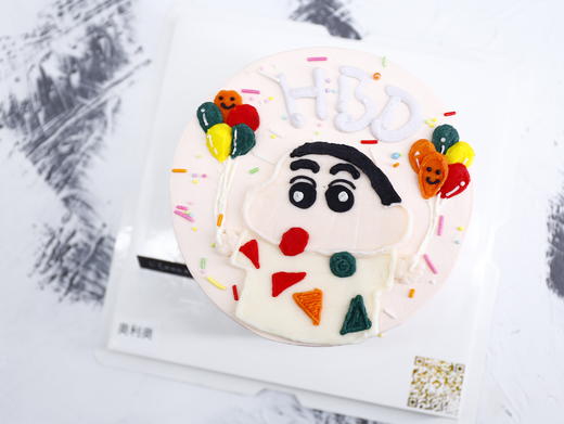 蜡笔小新手绘蛋糕1（抹面颜色可以变） 商品图0