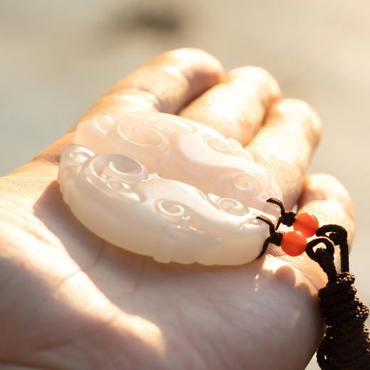 宫道·龙凤呈祥和田玉套装， 精选羊脂白玉，北派玉雕大师设计打造（上等白玉开料，大师手工制作，顺丰10天发货） 商品图1