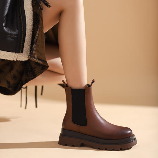 西村名物2021秋冬季款净版厚底潮流烟囱靴中跟休闲女鞋T21DS45841 商品图2