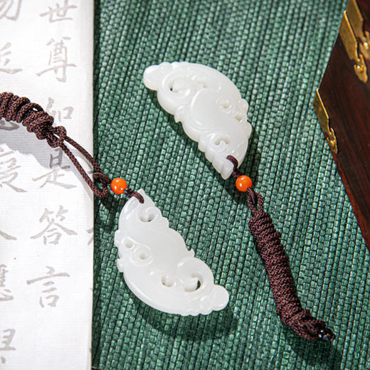 宫道·龙凤呈祥和田玉套装， 精选羊脂白玉，北派玉雕大师设计打造（上等白玉开料，大师手工制作，顺丰10天发货） 商品图6