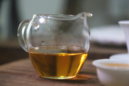 【2015年珍藏老白茶】 150年古树 古六大茶山之一 蛮砖老白茶  357克/饼 商品图4