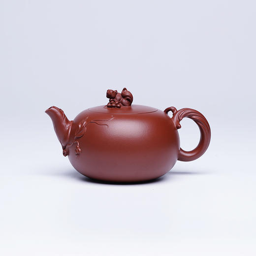 龙德堂陶艺 徐飞制 《松鼠葡萄·一粒珠》原矿底槽清 300cc 库存请咨询客服 商品图4