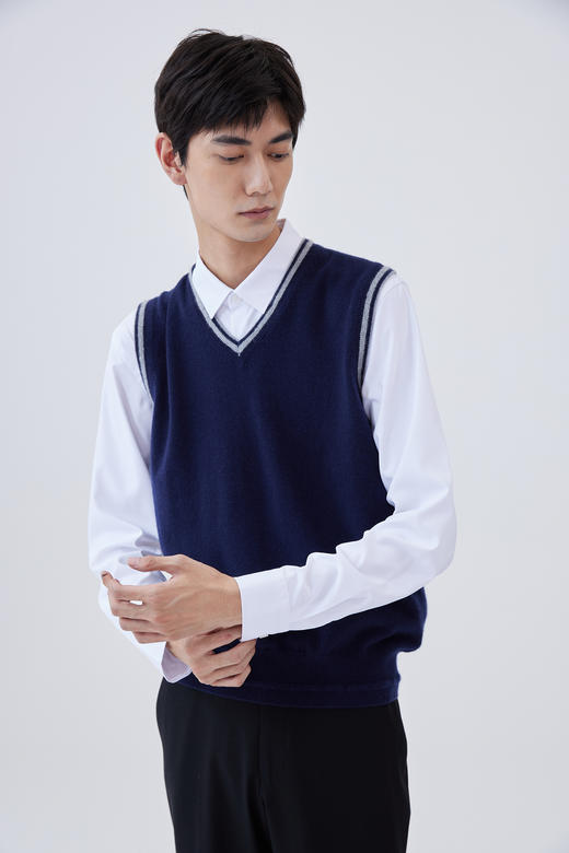  V领背心羊绒男套衫 SJF93M206N 商品图0