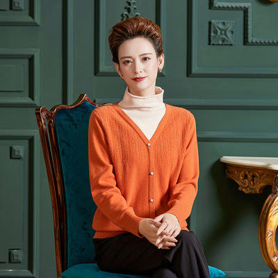 WW  X2639半高领纯色镶钻单排扣假两件羊毛衫 商品图0