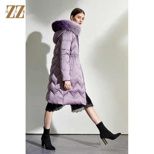 佐尔美2021冬季新品上新 时尚保暖狐毛领羽绒服外套女 E04YH18 商品图2