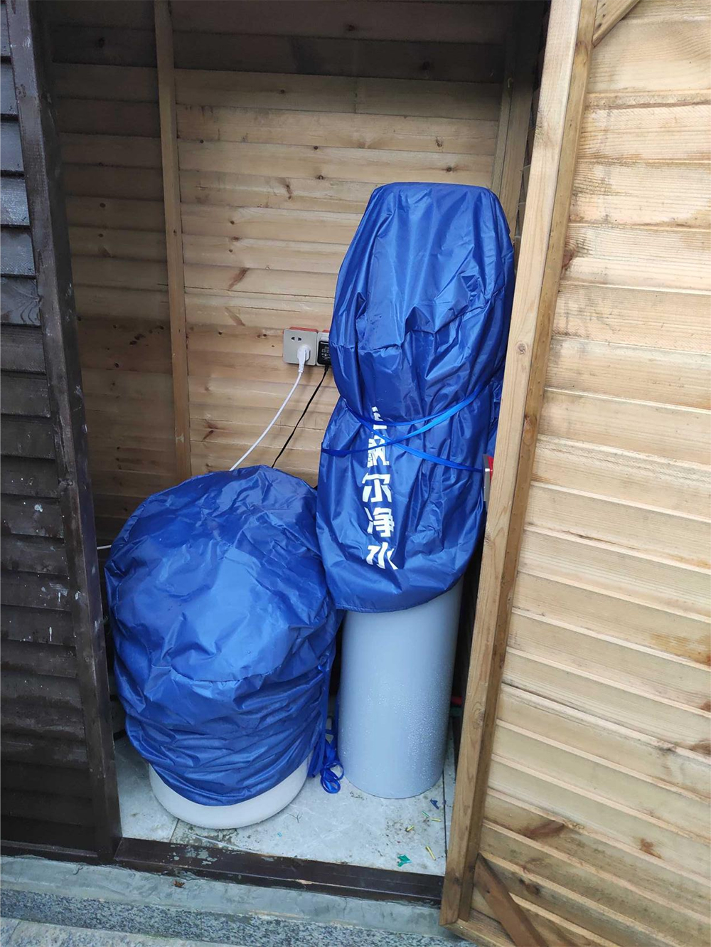 蓝飘尔中央净水机、软水机加强防护外套（防冻防晒）