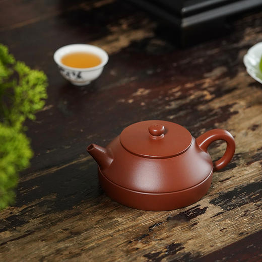 龙德堂陶艺 徐飞制 《掬月》原矿底槽清 180cc 库存请咨询客服 商品图1