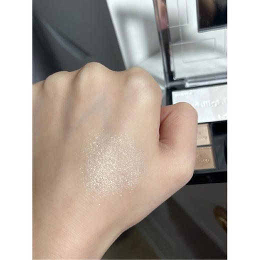 【清仓好价】Kate凯朵高光塑型彩妆盘（高光+鼻影+眼影+腮红）(效期至24.8） 商品图3