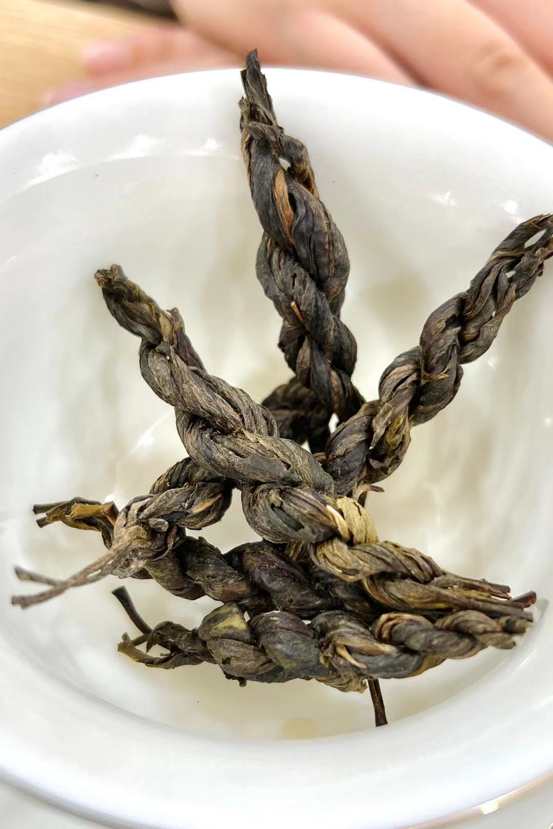 【辫子茶】像麻花辫的生普,您喝过吗?"烟蜜香"绝了!